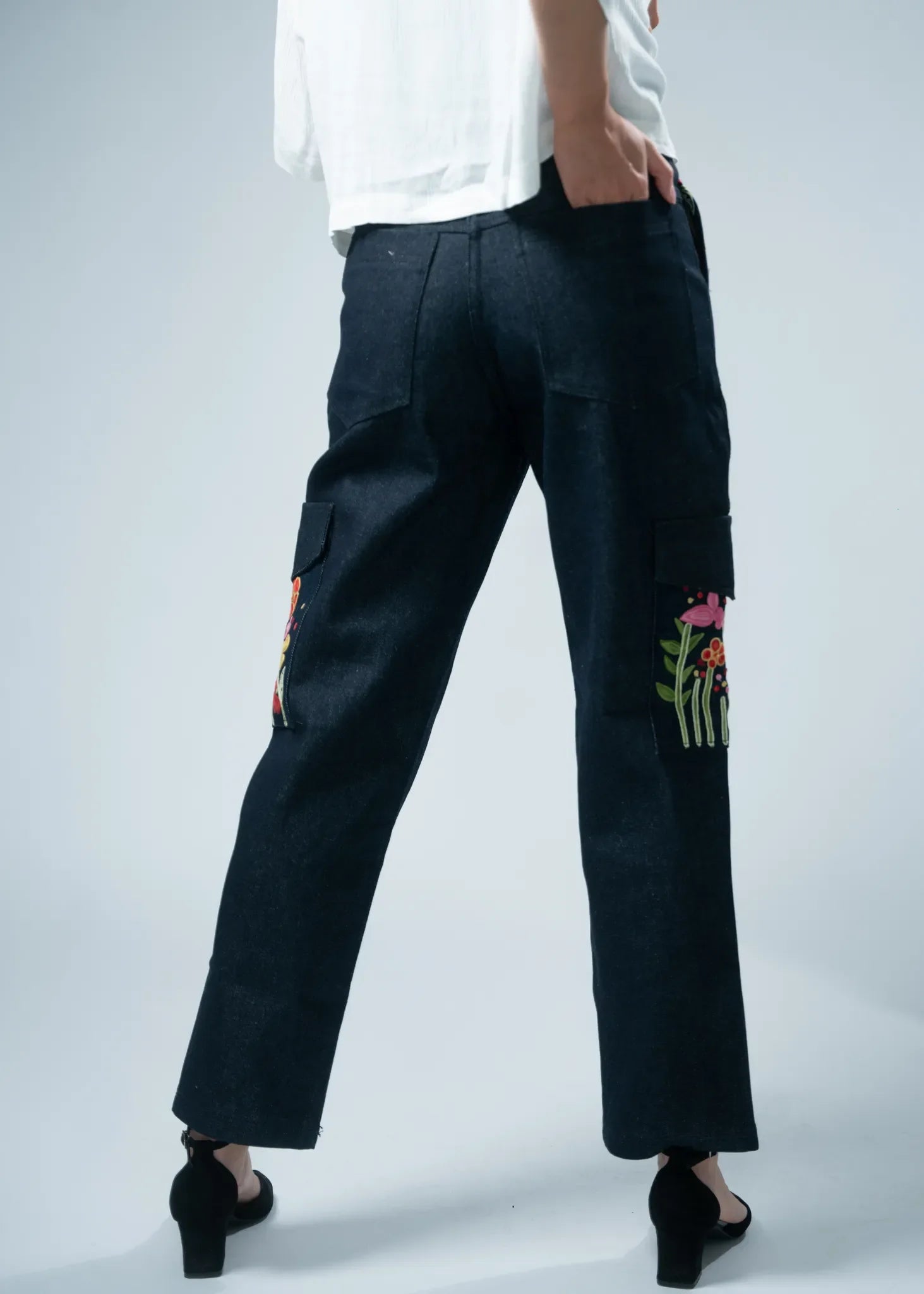 Pocket Thread Cargo Jeans
