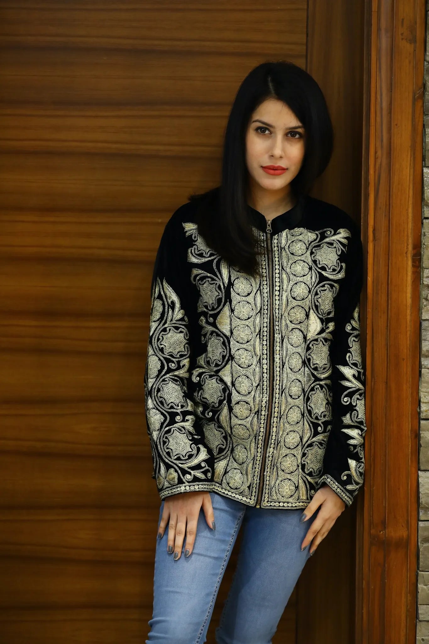 Black Velvet Zipper Jacket with Puff Gold Tilla