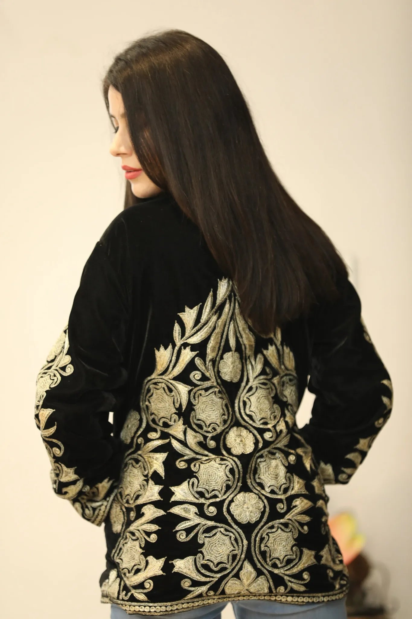 Black Velvet Zipper Jacket with Puff Gold Tilla