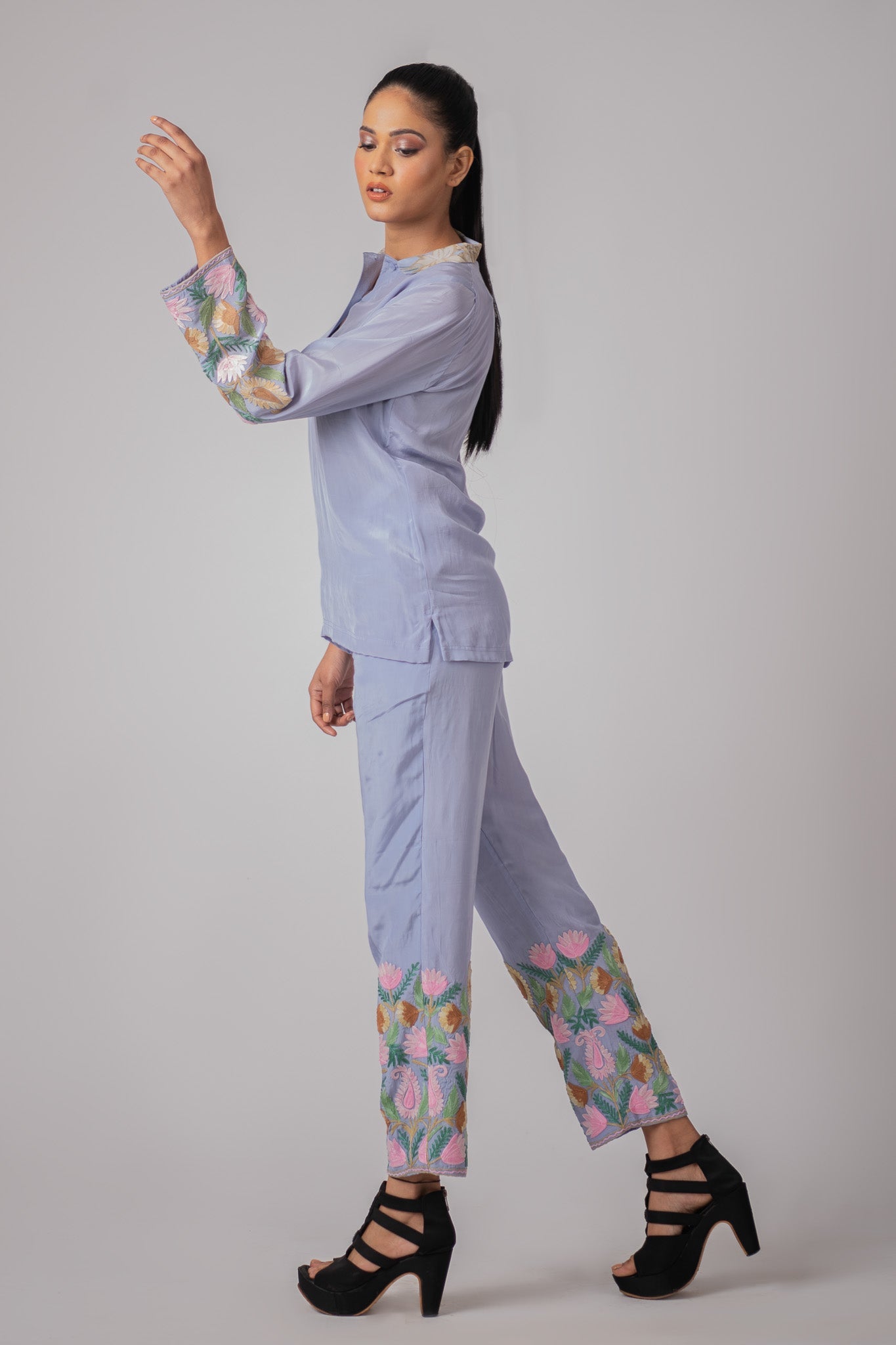 Women’s Embroidered Floral Pants