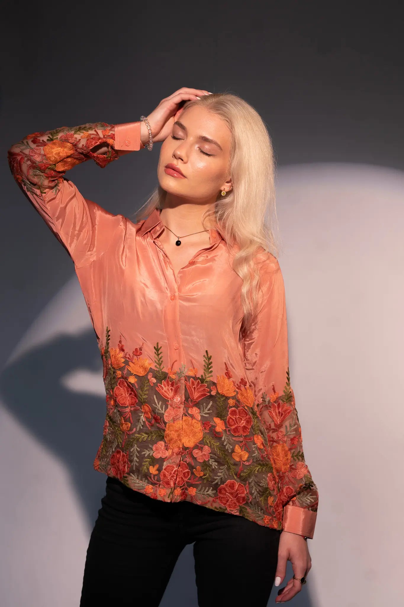 #color_salmon peach
